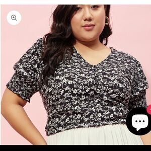 BloomChic Black Floral Top Sz 22-24